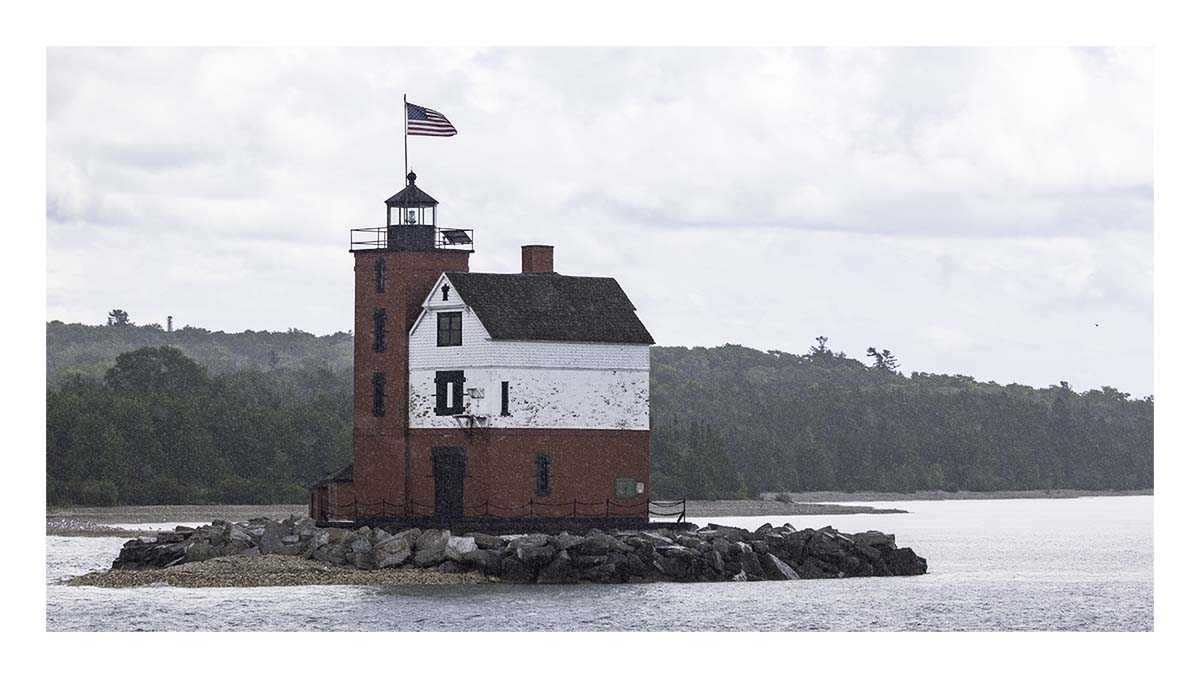 Round Island Lighthouse