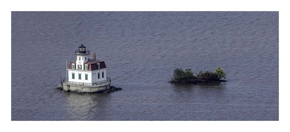 Esopus ManorLighthouse