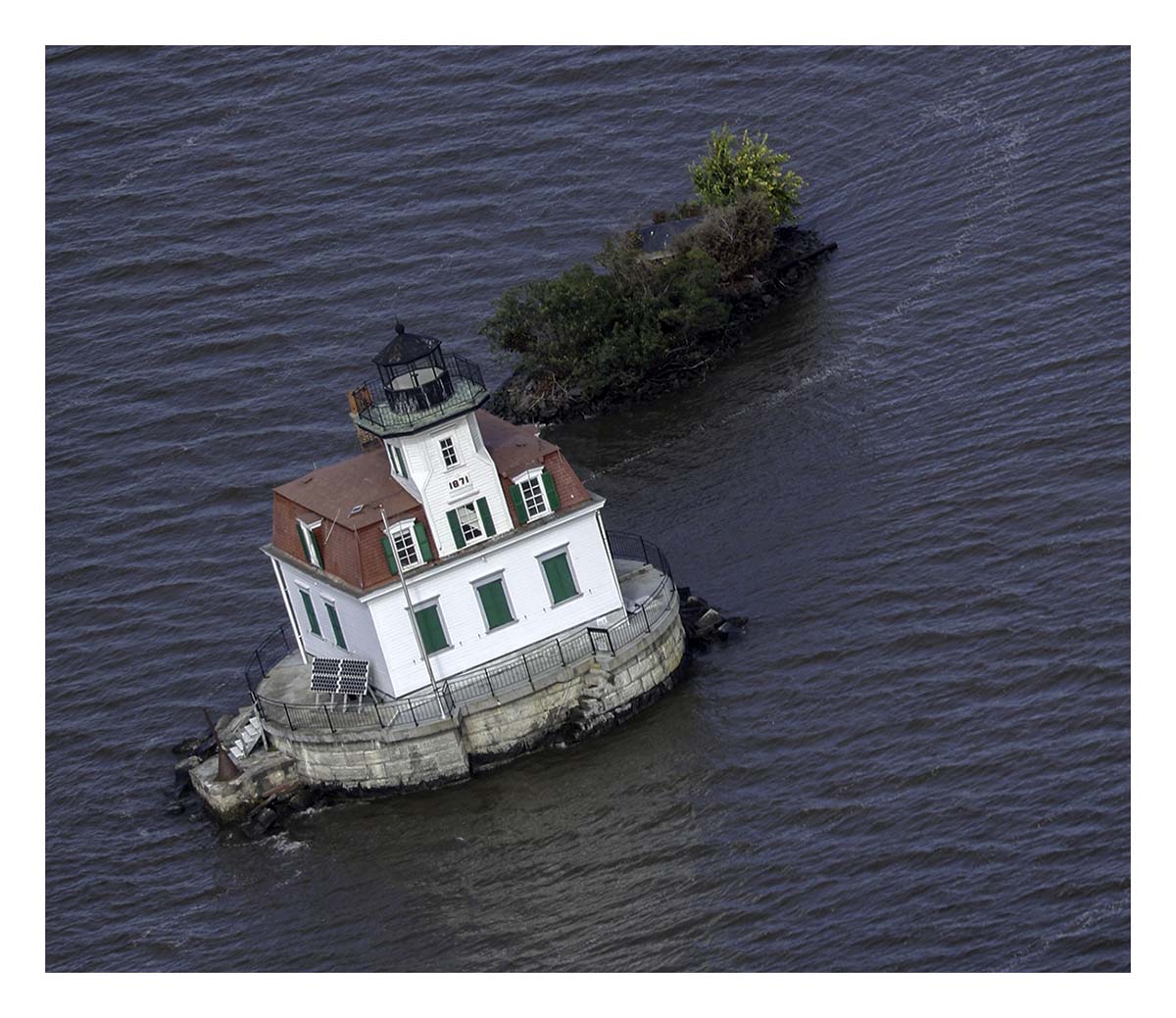Esopus ManorLighthouse