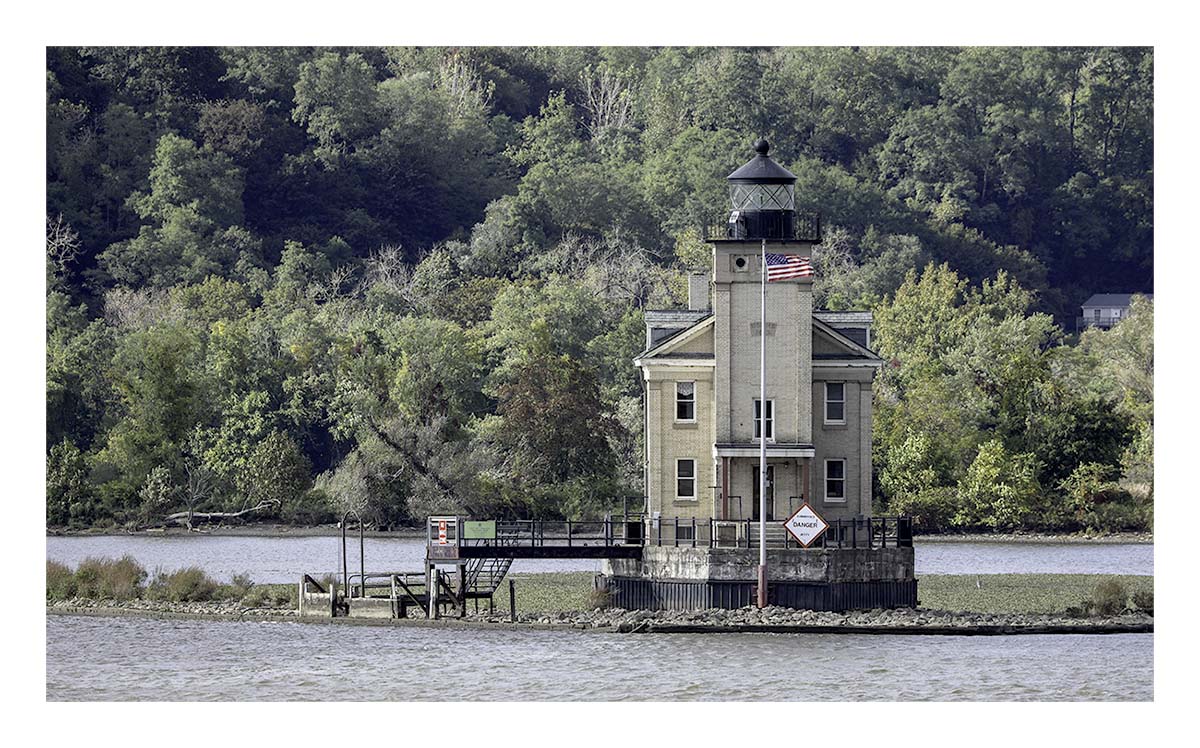 Roundout Lighthouse