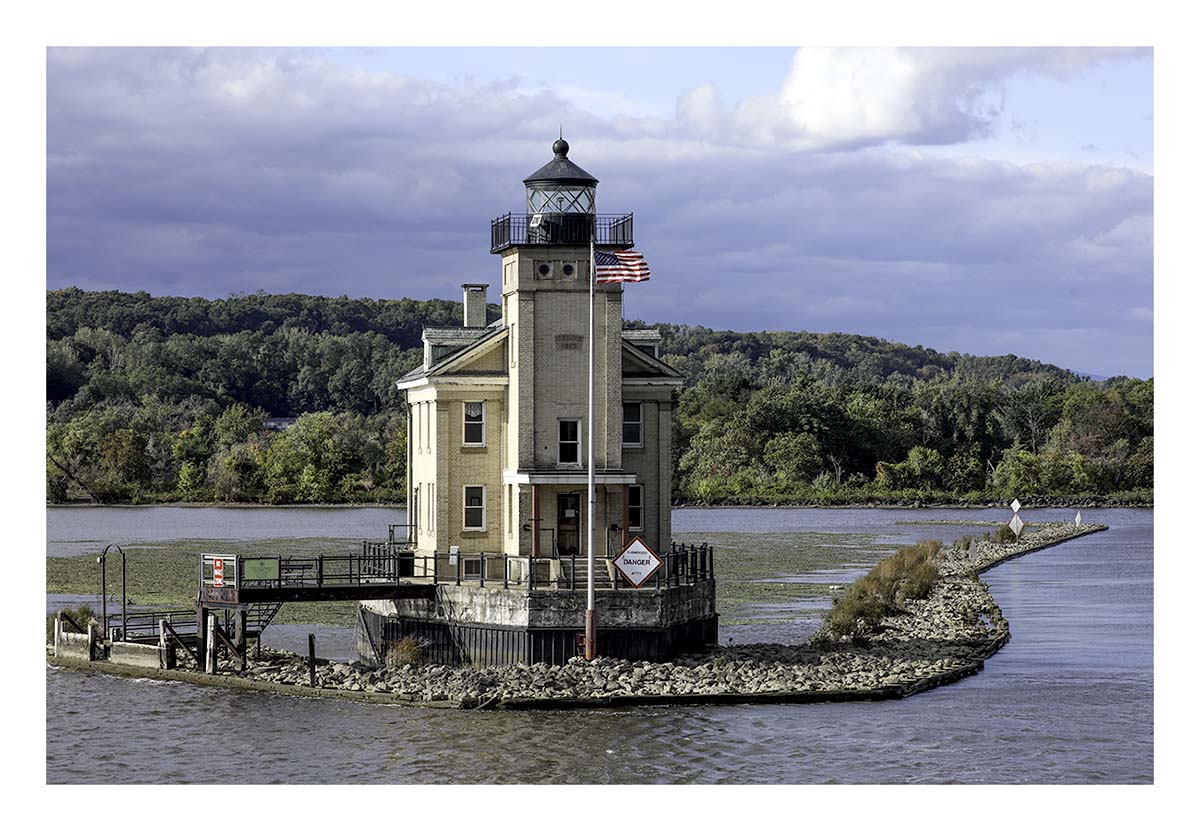 Roundout Lighthouse