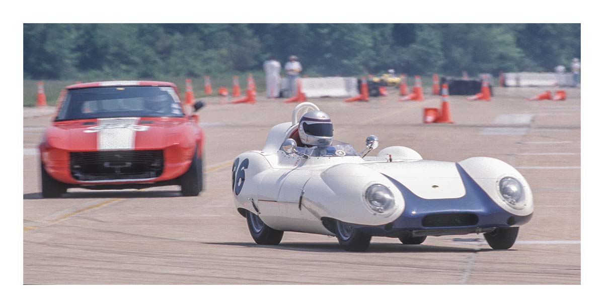 SVRA Race at the Base 2000