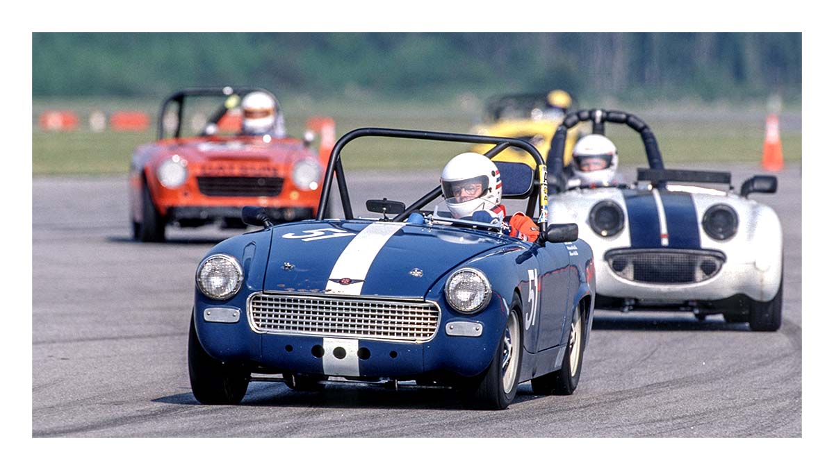 SVRA Race at the Base 2000