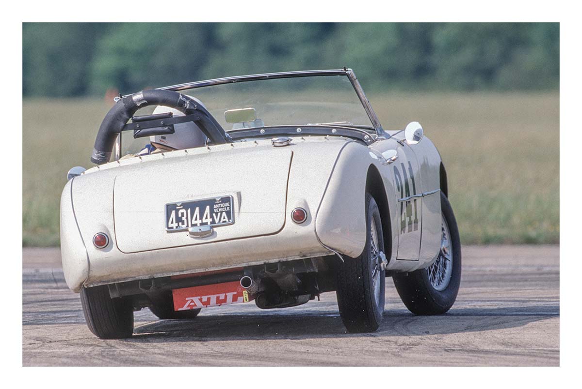 SVRA Race at the Base 2000